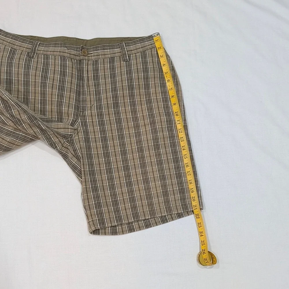 The North Face Mens Brown Plaid Hiking Shorts Size 36 Regular Outdoor Utility